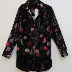 Oversized black velvet shirt with flowers